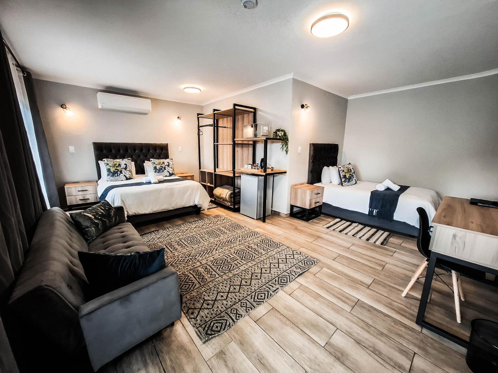 B At Home Guest House Пит-Ретиф Экстерьер фото